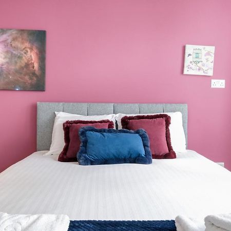 Fernbank Studios Sudbury Hill Harrow Self-Contained Studios With En-Suite Wembley Extérieur photo