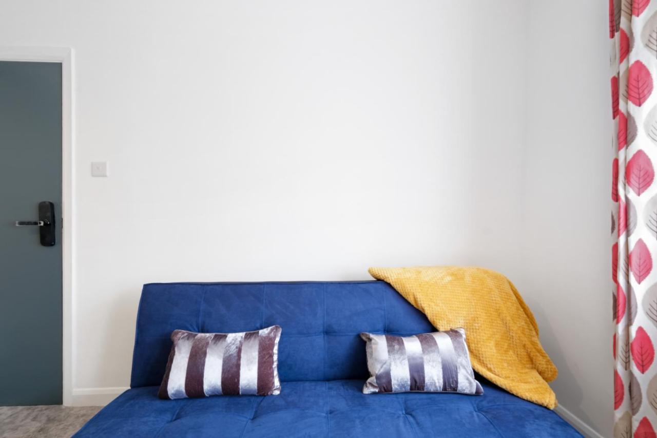 Fernbank Studios Sudbury Hill Harrow Self-Contained Studios With En-Suite Wembley Extérieur photo