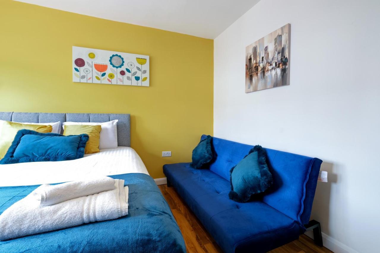 Fernbank Studios Sudbury Hill Harrow Self-Contained Studios With En-Suite Wembley Extérieur photo