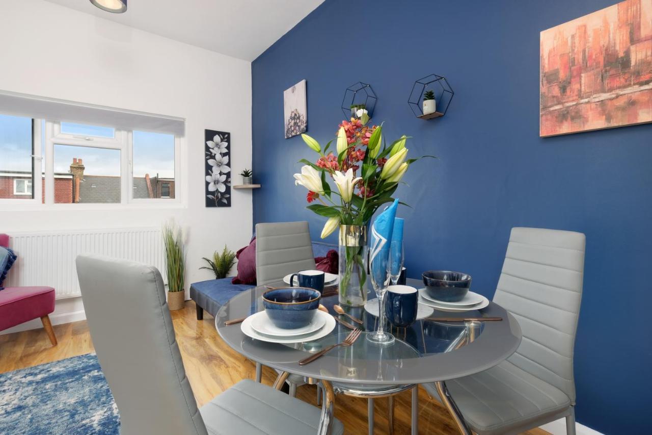 Fernbank Studios Sudbury Hill Harrow Self-Contained Studios With En-Suite Wembley Extérieur photo