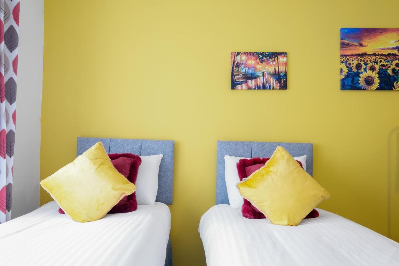 Fernbank Studios Sudbury Hill Harrow Self-Contained Studios With En-Suite Wembley Extérieur photo
