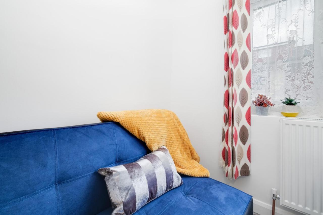 Fernbank Studios Sudbury Hill Harrow Self-Contained Studios With En-Suite Wembley Extérieur photo